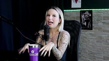 Ficou Nervosa Ao Postar Seu Primeiro Conteúdo Um Casado é Seu Assinante Pediram O Barulho De Seu Estômago E Não Gosta De Tapa Na Buceta Baby Fire Sheer Red thumbnail