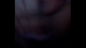 Le gusta mandarme videos tocándose