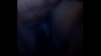 Le gusta mandarme videos tocándose