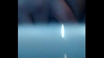 Le gusta mandarme videos tocándose