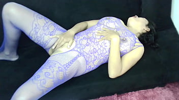 Thaiger is rubbing one out