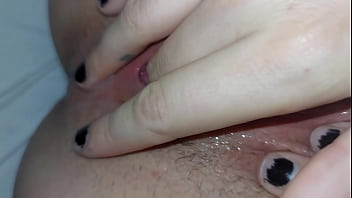 Metiendo toda mi leche en la vagina de mi hermanastra argentina corrida dentro