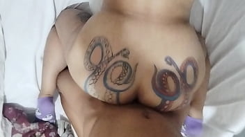 Me follo a desconocidos en un hotel segunda parte