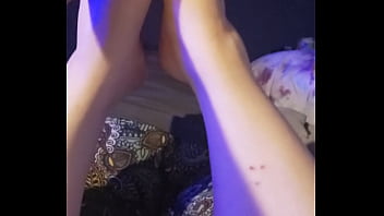 Do my feet make you horn