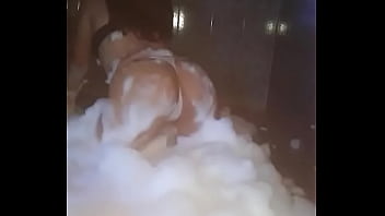 Soy una puta bailando