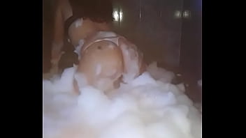 Soy una puta bailando