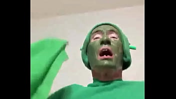 This is holy praise yeezus