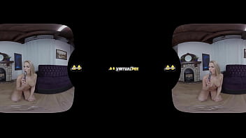 Virtualpee hottie uses a vibrator to get off and has fun in her piss