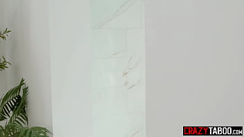 Sexy babe swallowed big cock and masturbated before hardcore pussy fucking