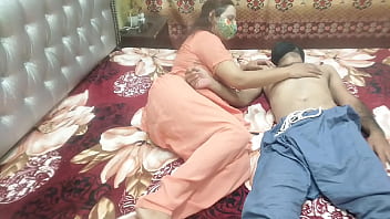 Indian Desi Chachi Mery Lund Py Beth Gai Maine Ghori Bana K Khub Chudai Ki Clear Hindi Audio thumbnail