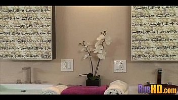 Sensual massage 0776