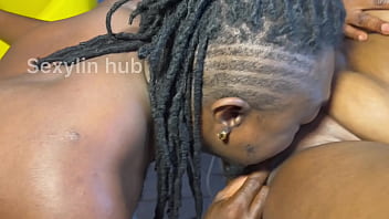 Horny girl beg boyfriend to suck her juicy pussy