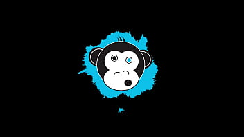 Sexy slut sucks dick