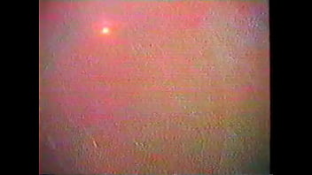 Loira peituda na banheira