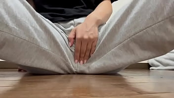 寝る前に誰かとオナ電したいな 今日も寝巻きでオナニーして気持ちよかったです