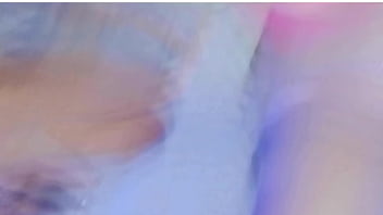 Vivi guedez se masturbando com maridão