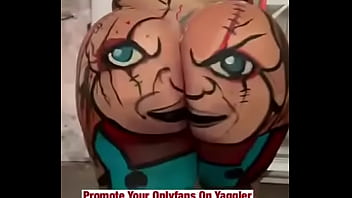 Sexy iluvtokyo walks and twerks