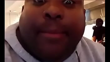 Muchísimos gays super sabrosos cogen sin descanso