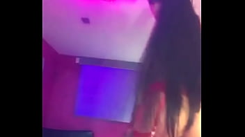 Nena cachonda busca macho hot