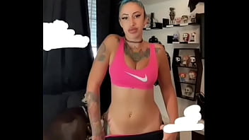 Caliente perra te pondra la verga dura