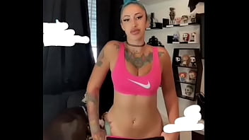 Caliente perra te pondra la verga dura