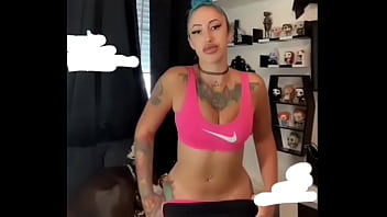 Caliente perra te pondra la verga dura