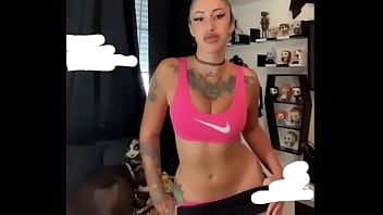 Caliente perra te pondra la verga dura