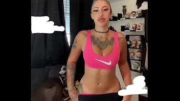 Caliente perra te pondra la verga dura