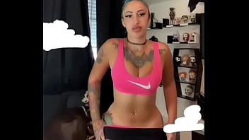 Caliente perra te pondra la verga dura