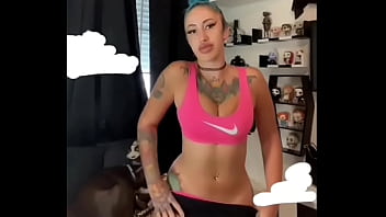 Caliente perra te pondra la verga dura