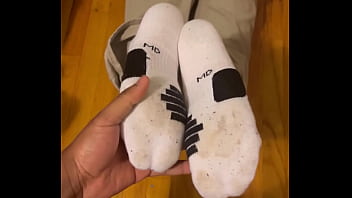Imagine The Smell From The Dirty Socks Kinkydannyxxx #malefeet #guysfeet #gayfootfetish #gayfeet thumbnail