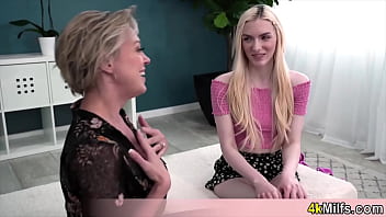 Private dance and quickie fuck with a beauty