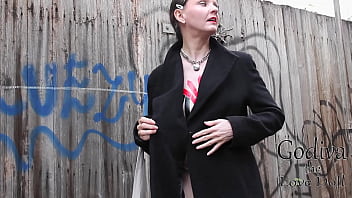 A stroll through the back alleys of melbourne on an autumn day