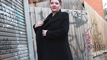 A stroll through the back alleys of melbourne on an autumn day