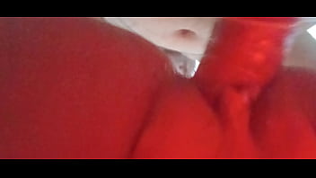 Safadoscasal colocando pal na buceta da safada