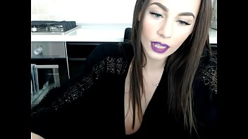 Diva kitty playing her pussy with a dildo sexyprivatecams