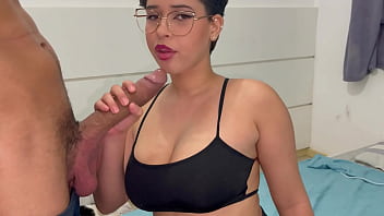 Lésbica nao resistiu chupou e ficou de 4 pro dotado meter toda