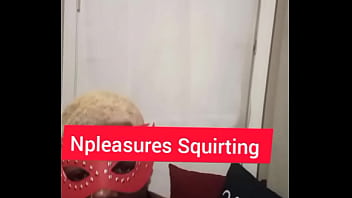 Playing with her pussy makes her cream