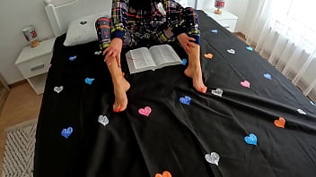 My slutty stepmom touching & fingering pussy to orgasm