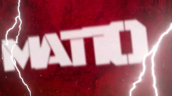 Duplo ví boca escorrendo e cuzinho transbordando de leite