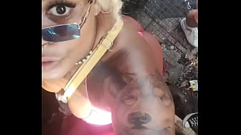 Bloquinho carnaval delícia muito calor #dior