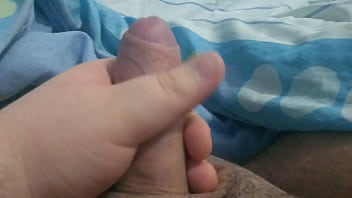 Gabriel Gordinho De Pau Super Duro Batendo Uma Punheta Querendo Que Todos Vejam thumbnail