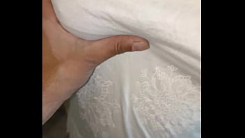 Kitchen me kaam karte hue bhabhi ki moti gand dekh k hui neeyat kharab