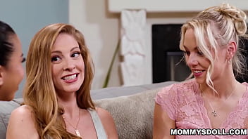 Ameena Green And Kelsey Kane Making Their Stepmom Annie King So Proud thumbnail