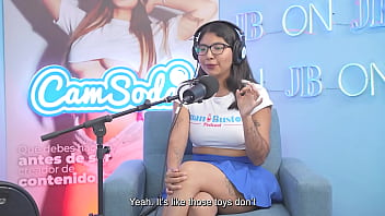 Mexican woman tries out a hot machine in colombia and reveals her sexual secrets