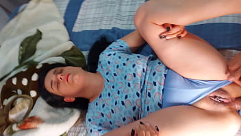 Ai pare por favor você colocou no buraco errado essa não é minha buceta seu filho da puta dói eu fodi o cu dela sem dó e gravei tudo com meu celular