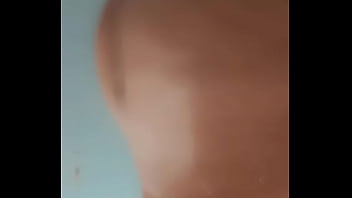 Se pone cachonda y me perrea la puta