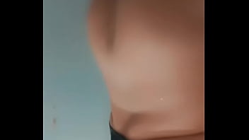 Se pone cachonda y me perrea la puta