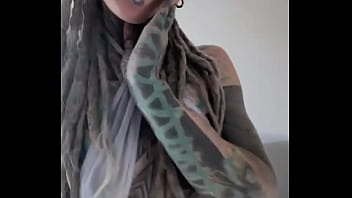 A short video of me in a sexy white outfit what's your go to color to feel confident #whiteoutfit #feelingsexy #c