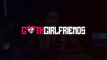 Xwife karen busty diva cleans up after squirting